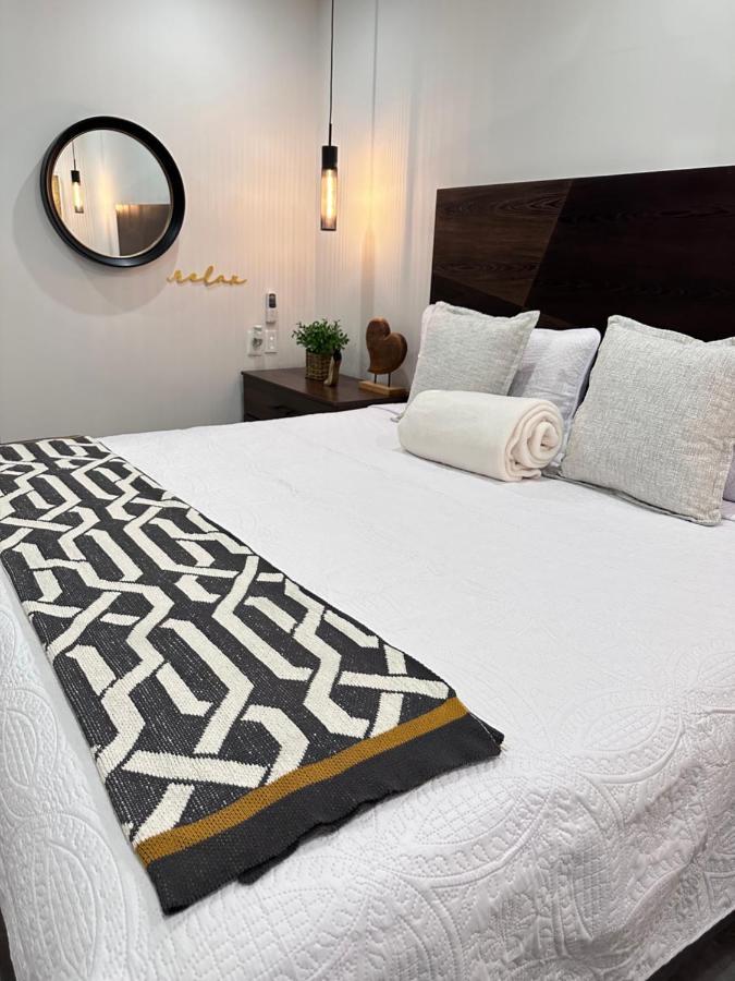 Entire Luxurious Apartment In Shopping Mall Мексико Сити Екстериор снимка