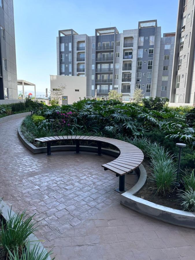 Entire Luxurious Apartment In Shopping Mall Мексико Сити Екстериор снимка